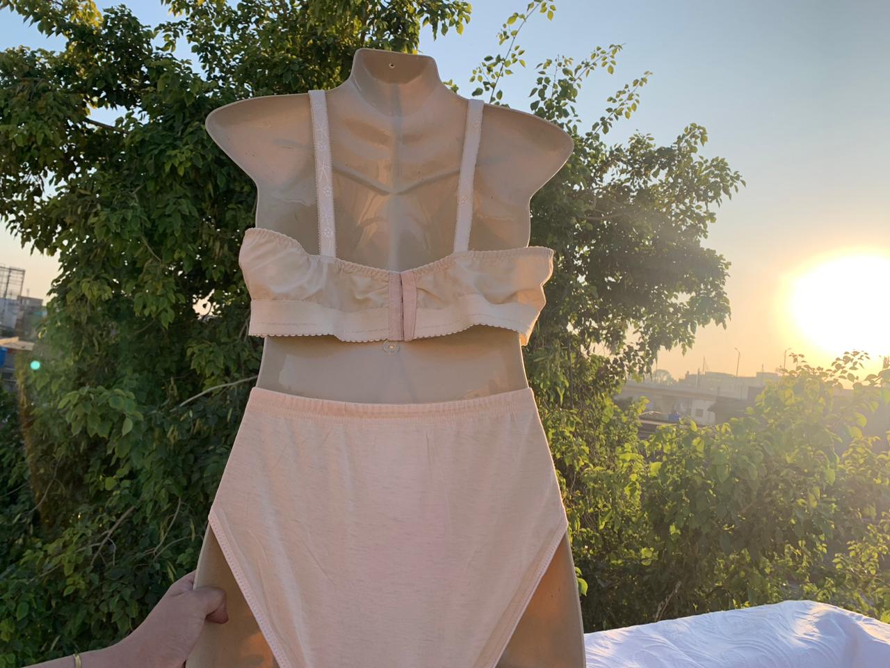 Embroidered Soft-Cup Bra – Non-Padded, Comfortable Daily Wear (Skin) + Free Gift