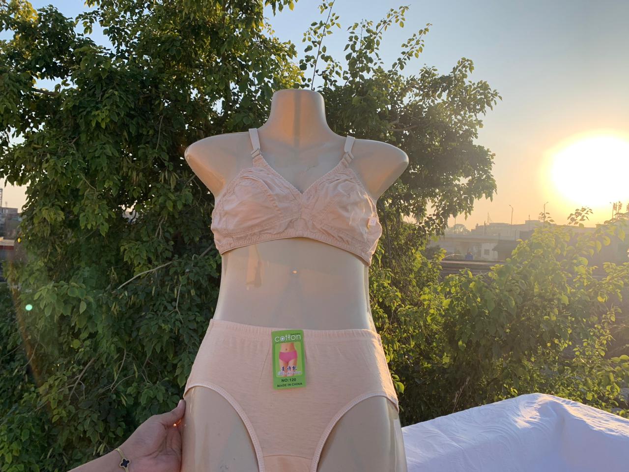 Embroidered Soft-Cup Bra – Non-Padded, Comfortable Daily Wear (Skin) + Free Gift