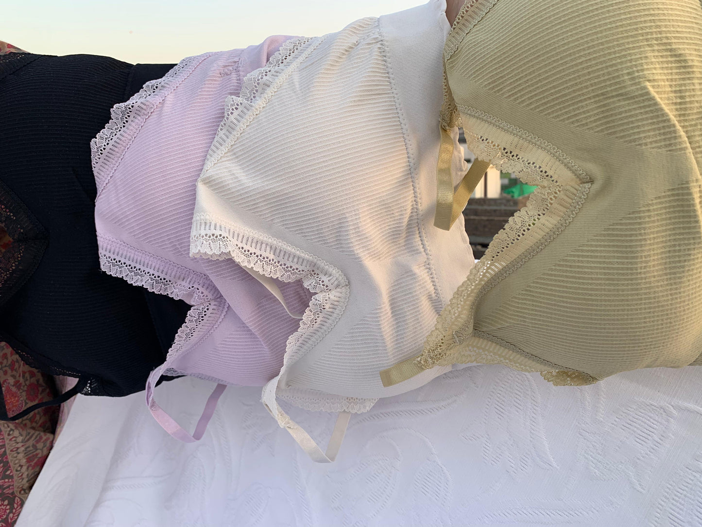 Relaxed Fit Stretchable Blouse – Comfortable All-Day Wear, 4 Colors (Purple, Pistachio, White, Black)+ FREE GIFT