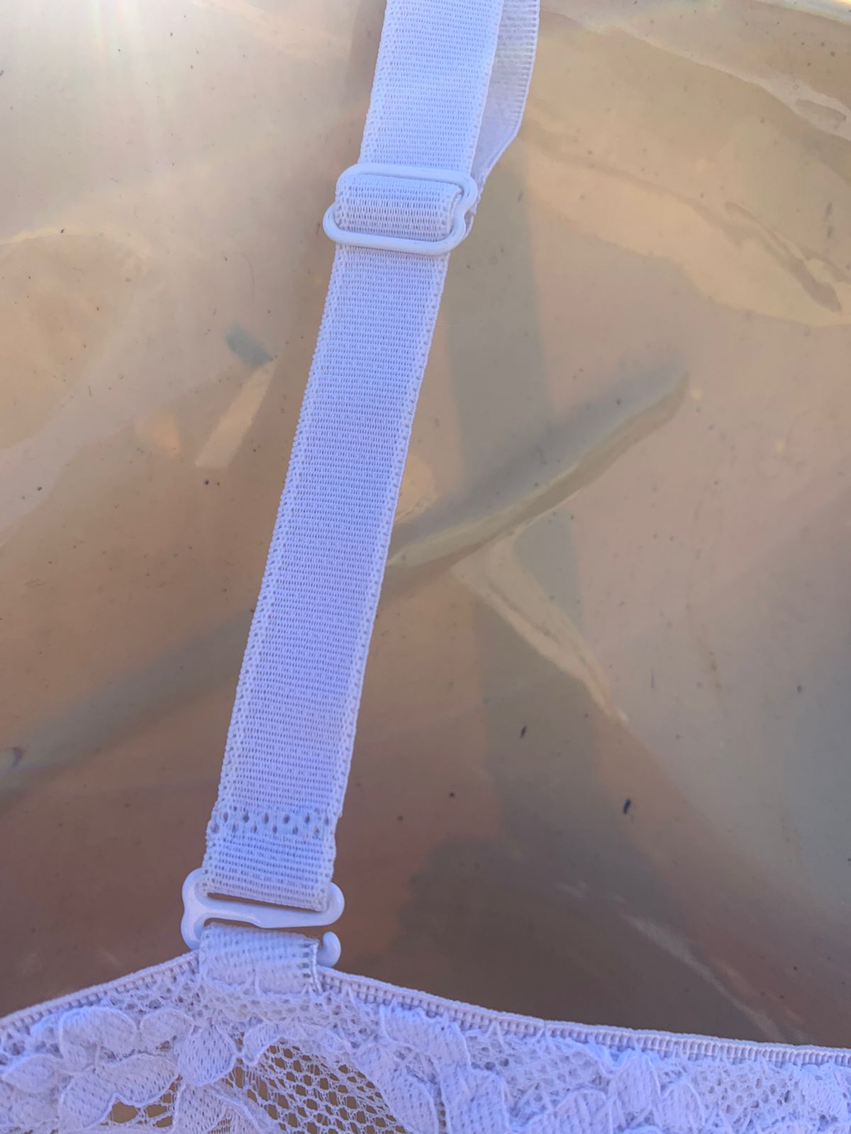 Imported Luxury Lace Push-Up Bra – Amazon Quality (White / Blue / Black / Nude / Skin / Pink / Midnight Blue)+ FREE GIFT