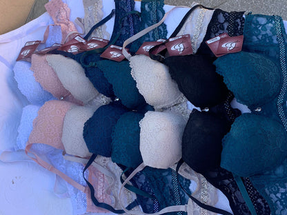 Push-Up Lace Bra – Luxury Fit