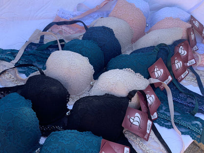 Push-Up Lace Bra – Luxury Fit
