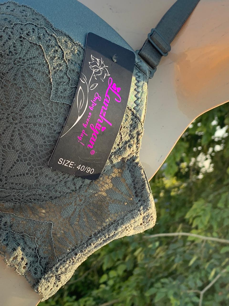 Padded Lace Bra – Full Support, Adjustable Straps (Grey) + Free Gift