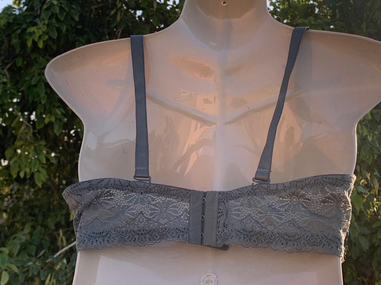 Padded Lace Bra – Full Support, Adjustable Straps (Grey) + Free Gift