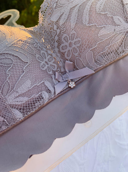 Lace Bra – Premium Quality (Grey / Black / Peach)